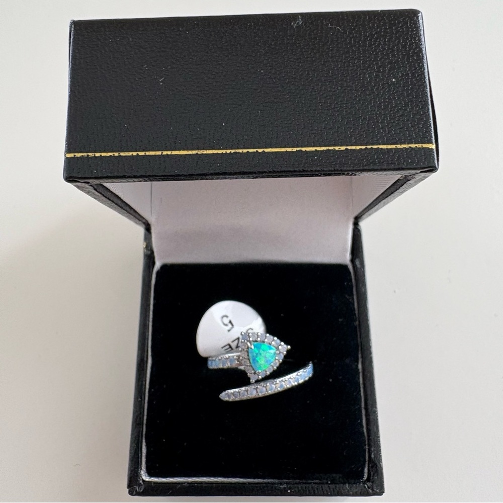 Bomb Party The Arrow of Love Ring RBP5368 IceBlue Fire Opal Hematite Plating - Picture 4 of 6
